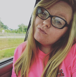 Meet your Posher, Alana